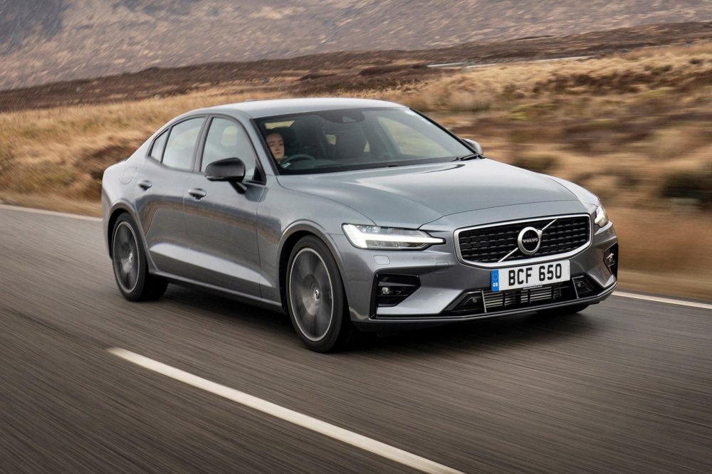 1154426537_8028_volvo_s60.thumb.jpg.572dbd01823fc898c2b15f9a7de43e0f.jpg