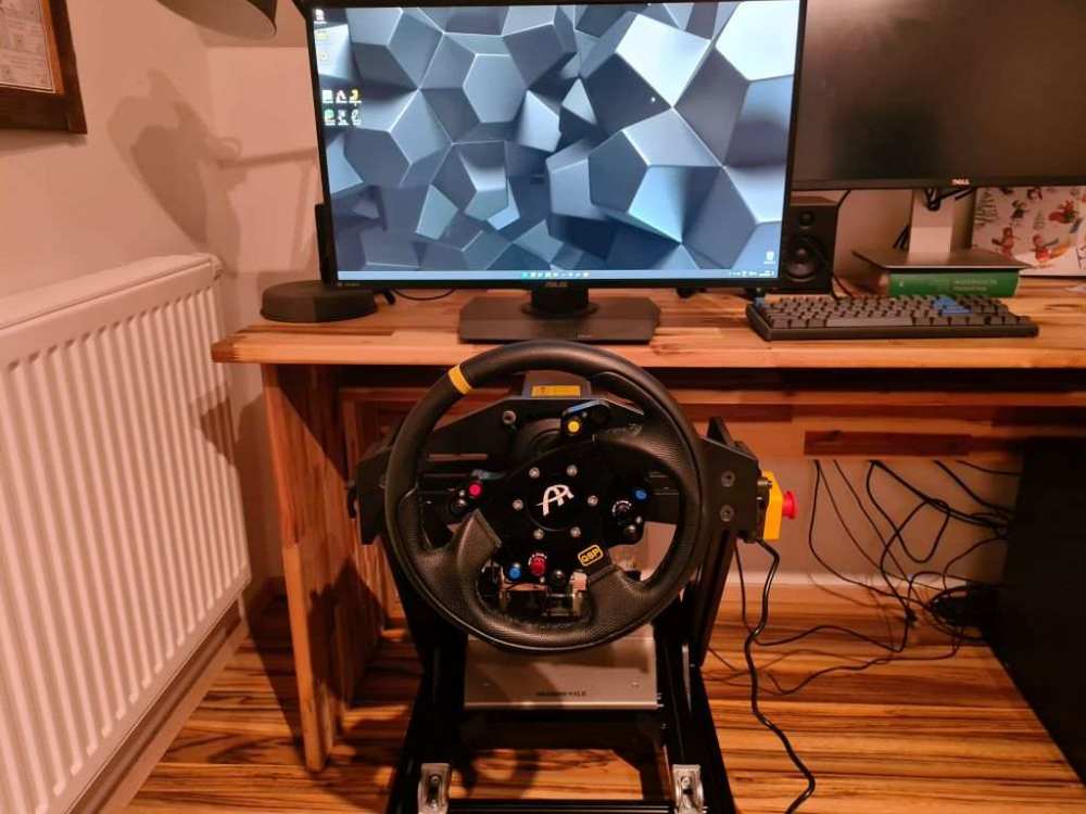 simrig_cockpit.thumb.jpg.4d25d7c2de9ba4804271d99999ab7ff2.jpg