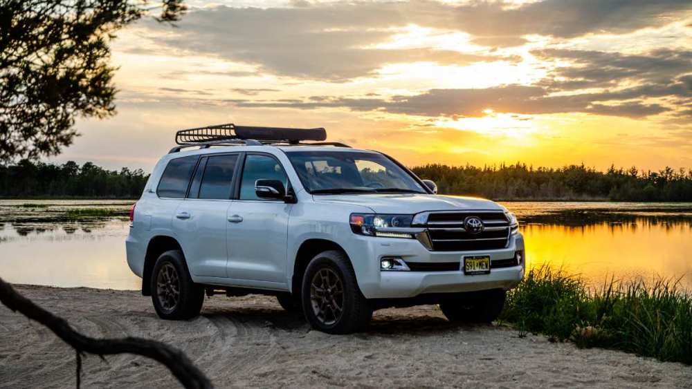 Toyota-Land-Cruiser-Heritage-Edition-7.thumb.jpg.be368d7d1609768a58063d5334975239.jpg